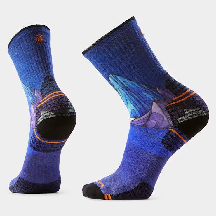 Hike Mountain Myth Print Crew Socks Targeted Cushion, Color: Deep Navy, Size: M