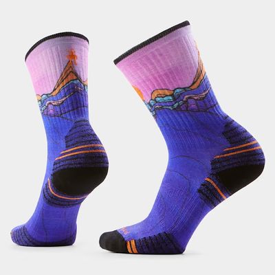 W Hike Mountain Sunrise Print Crew Socks
