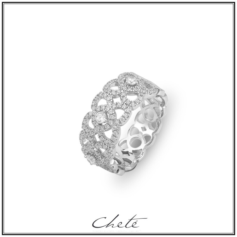 Zilveren ring met steentjes Keltische bloem M56