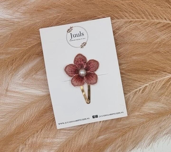 Haarspeld bloem oud roze