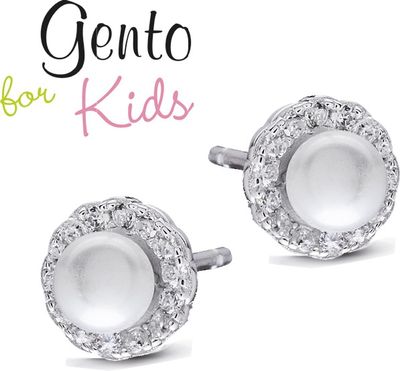 Kinderoorbellen parel met zirkoontjes