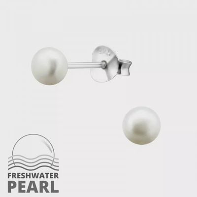 Zoetwater parel Wit 4 mm  Zilver Stud
