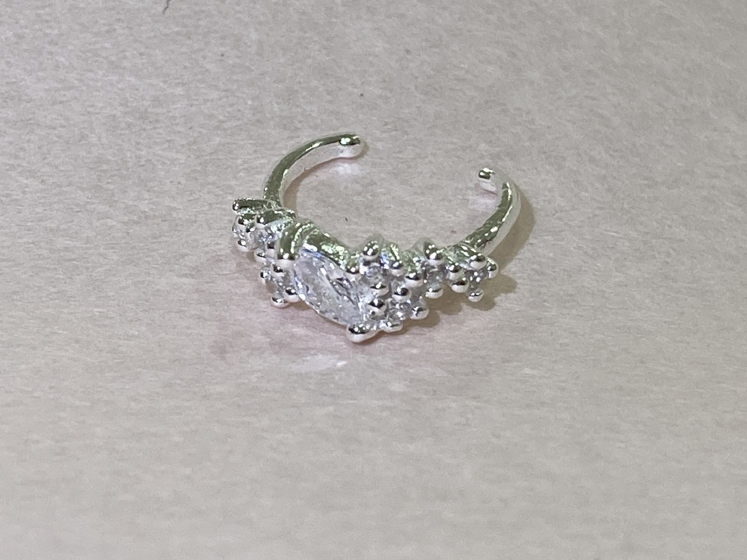 Earcuff Zilver met zirkonen