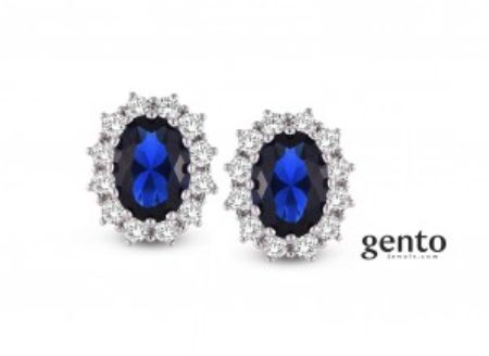 Oorring Blauwe steen met zirkonen rond