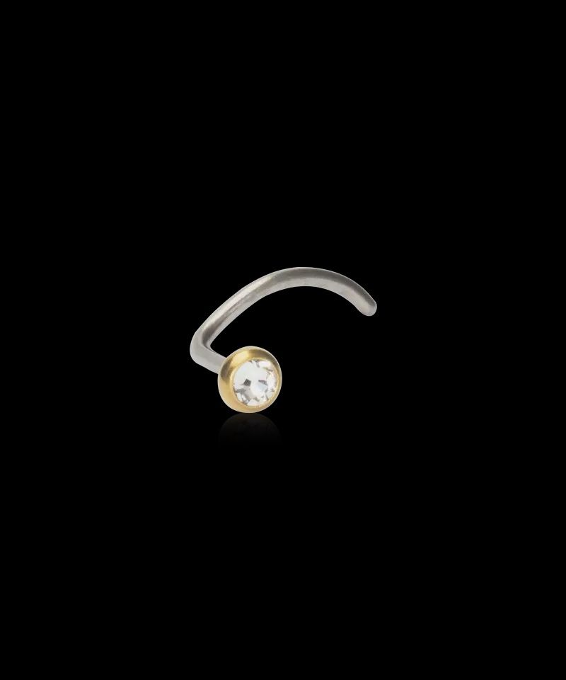 Bezel nose jewellery gold titanium