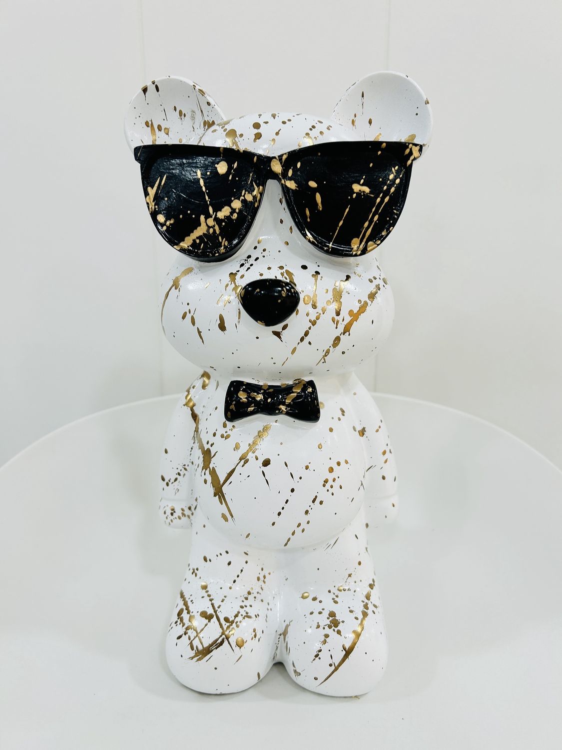 Teddybeer wit splash gold met zonnebril