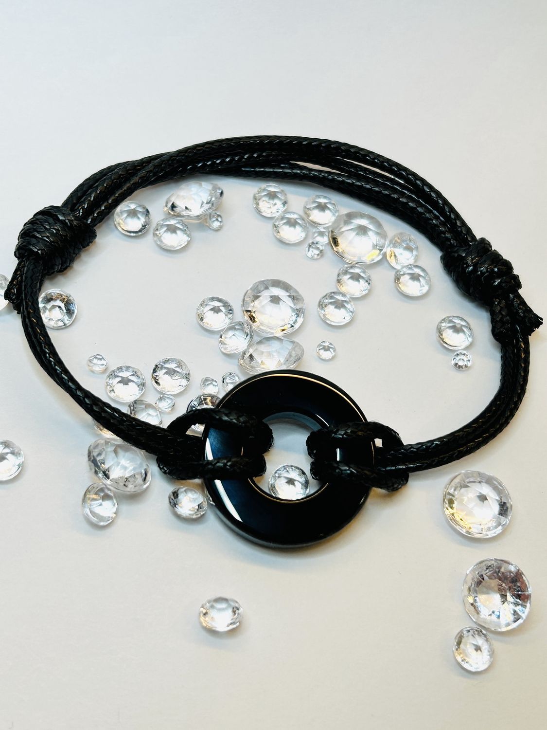 Asbedel lederen armband met zwarte ring