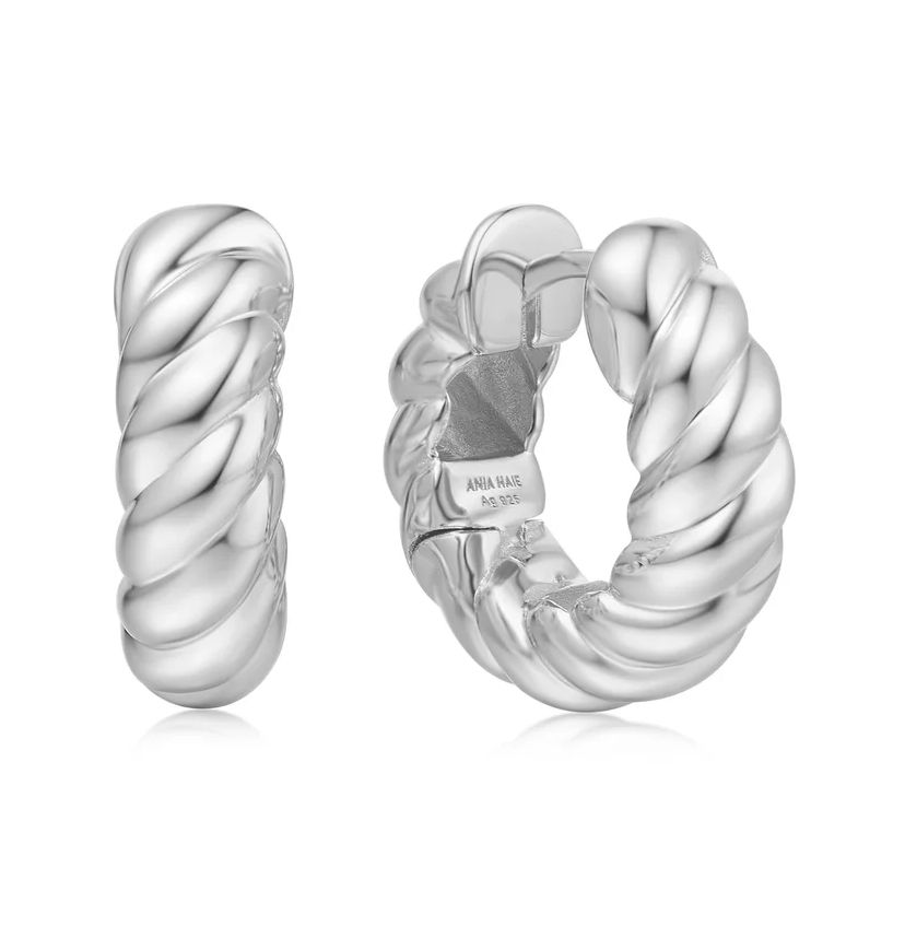 SILVER BOLD TEXTURE MEDIUM HUGGIE HOOP EARRINGS