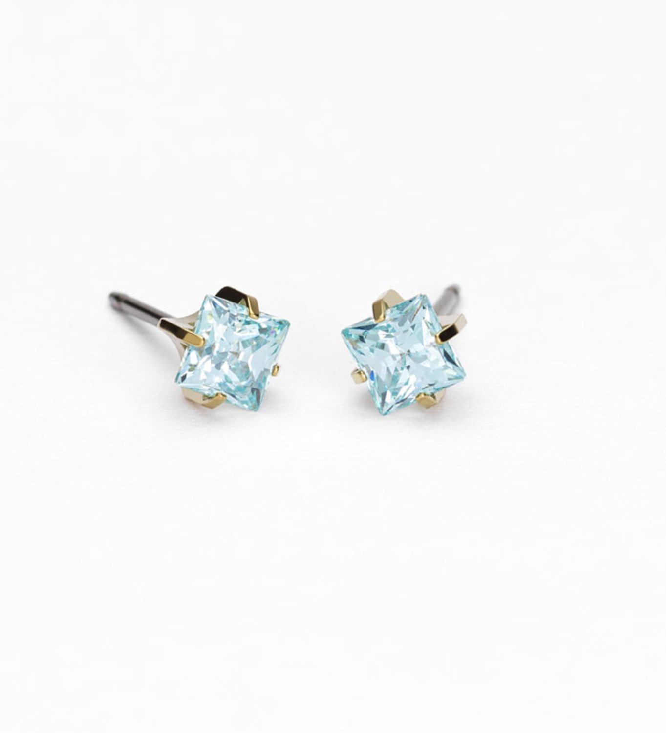 GT Tiffany Edge 5 mm, CZ Aquamarine