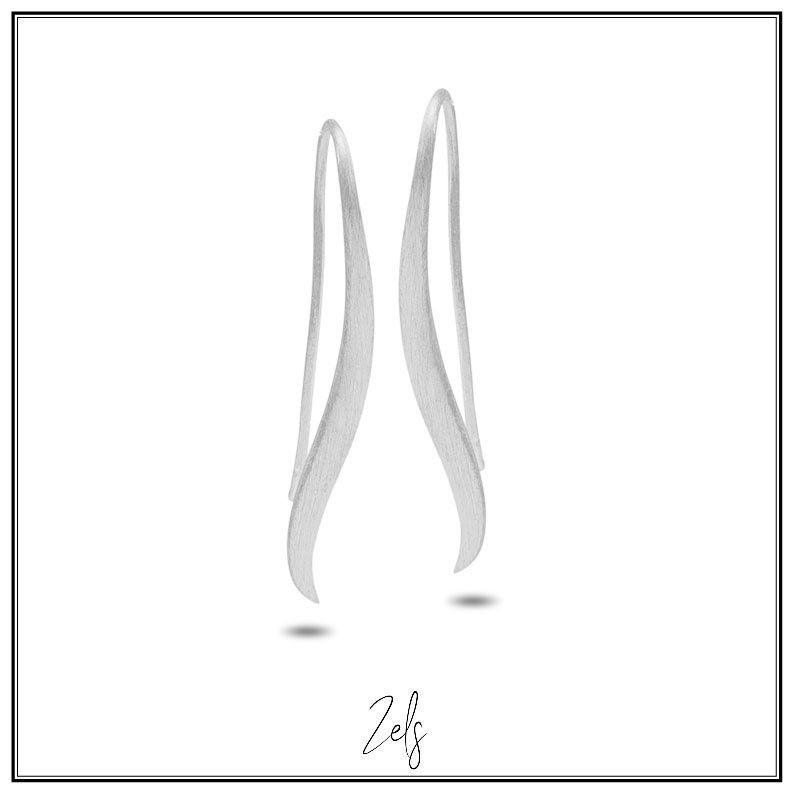 Moderne oorbellen, sierlijke golvende vorm geborsteld