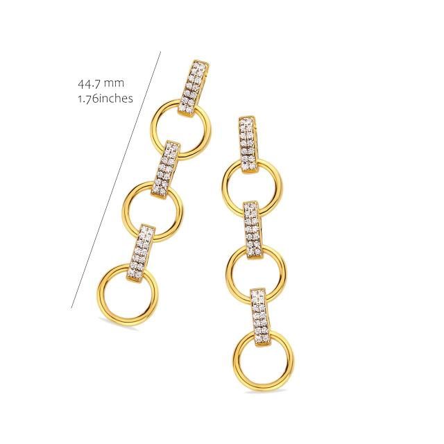 Stijlvolle oorbellen met ronde schakels, subtiel bezet met zirkonia&#39;s voor een elegante uitstraling