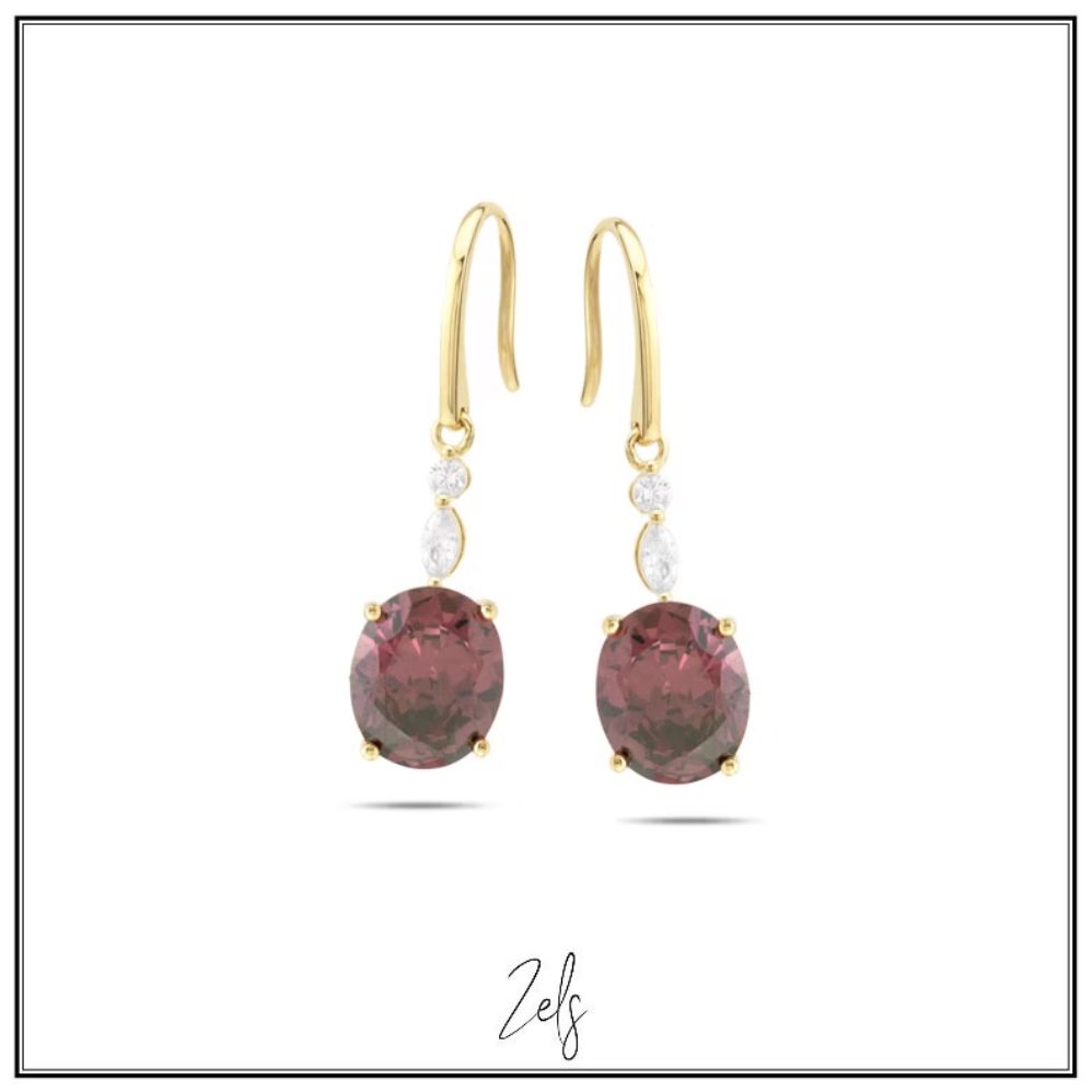 Prachtig klassieke oorbellen met warme grote steen en kleine sprankelende zirkoontjes