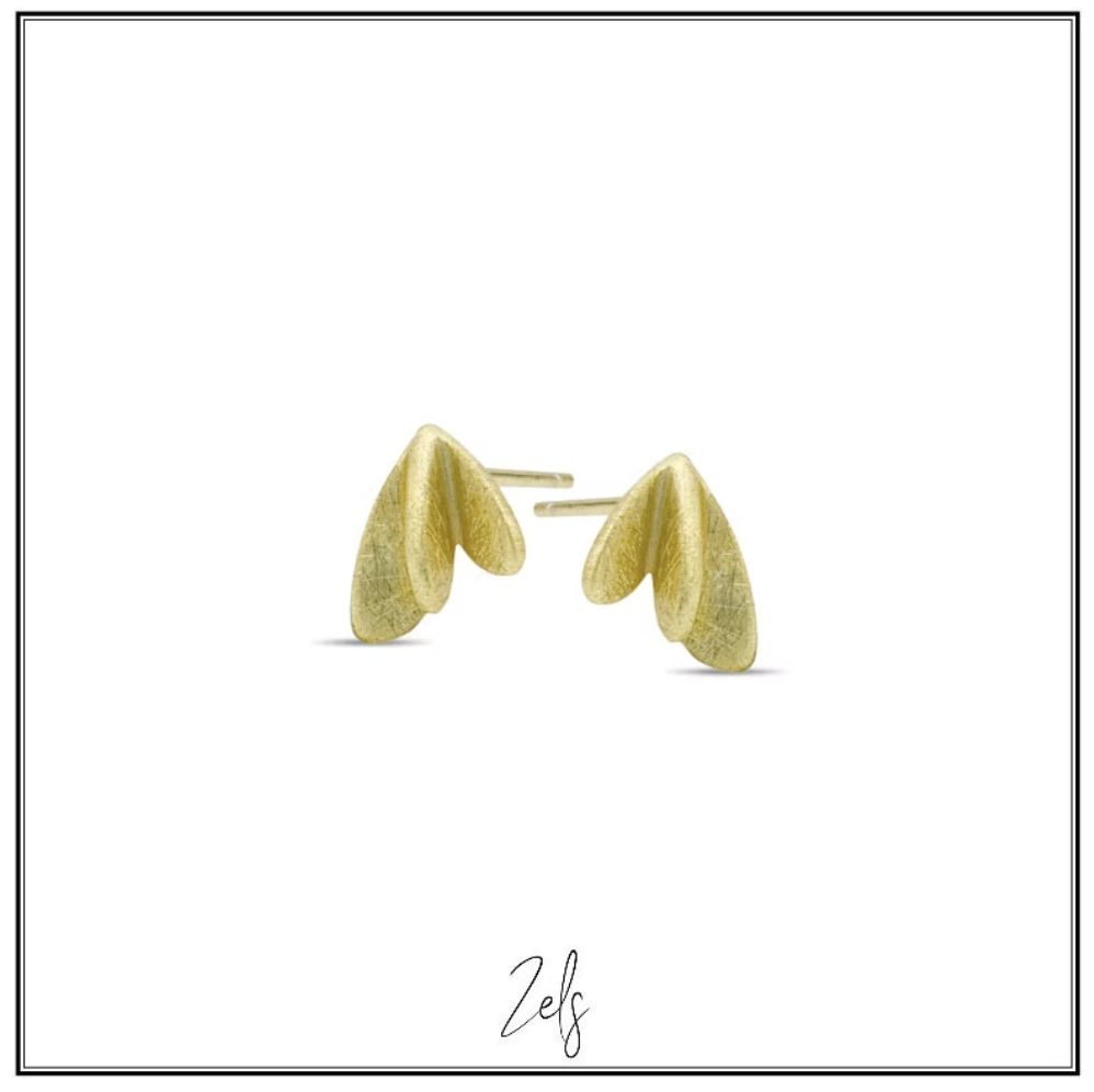 Kleine matte oorbellen met een speelse golvende vorm