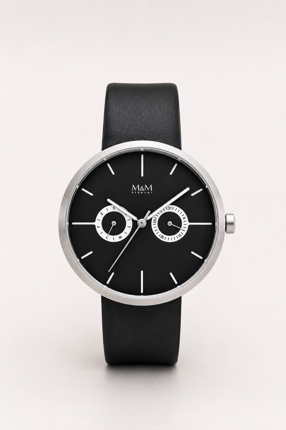 Heren horloge zilver kleurige wijzerkast met zwart lederen bandje