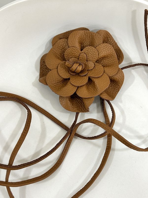 Flowerriem in Camel