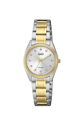 Q&amp;Q dameshorloge, parelmoer achtergrond en gouden accenten