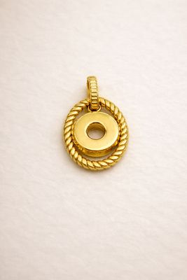 Vivid Vanya Pendant