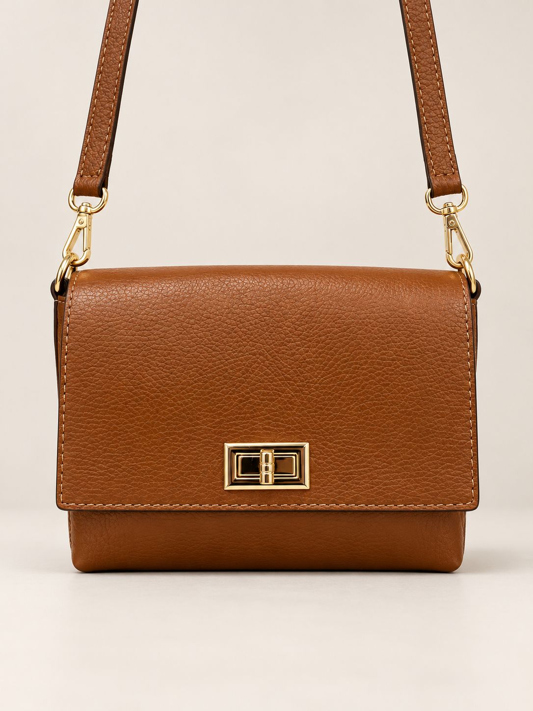 Handtas 'Eva' camel met 3 compartimenten