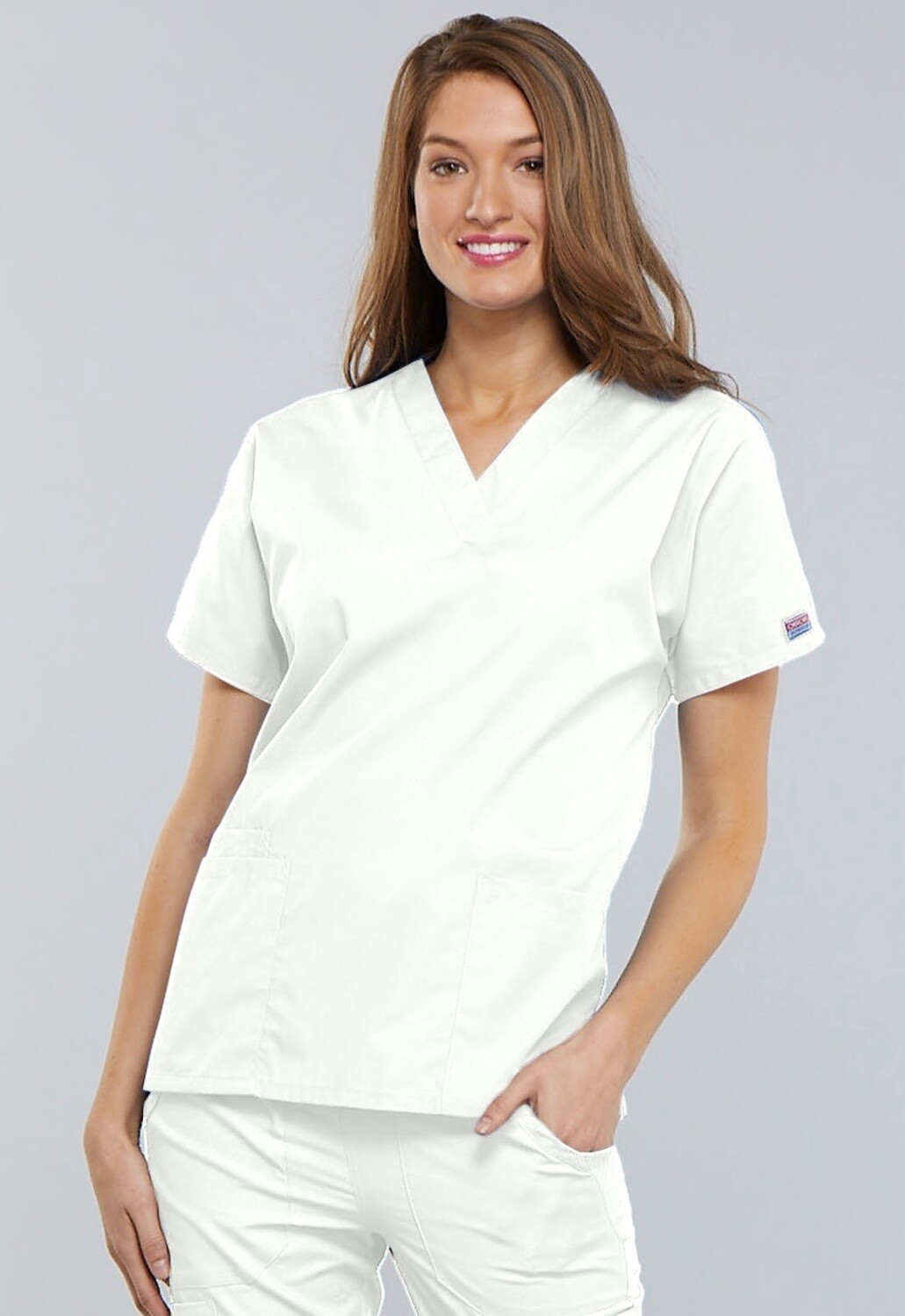 Women&#39;s V-Neck 2 Pocket Solid Scrub Top
