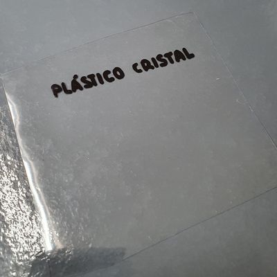 Plástico cristal transparente
