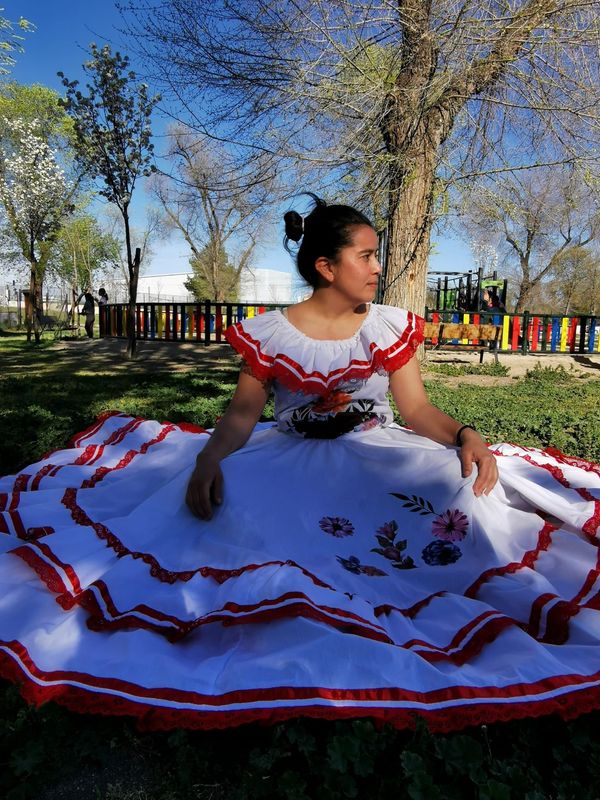 Confección de trajes de danza folclore latinoamericano