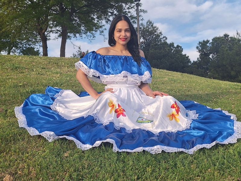 traje de danza color azul sublimado