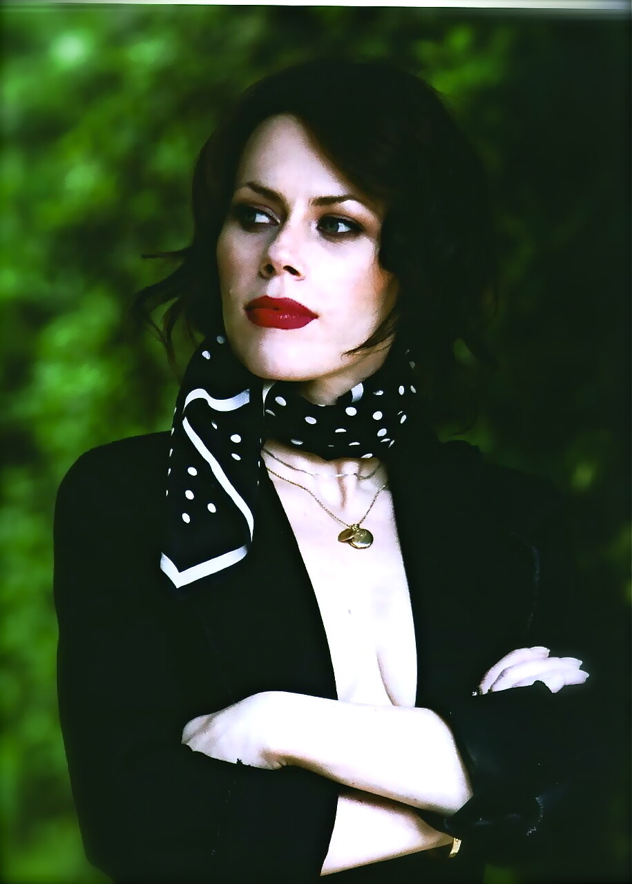 Fairuza 8