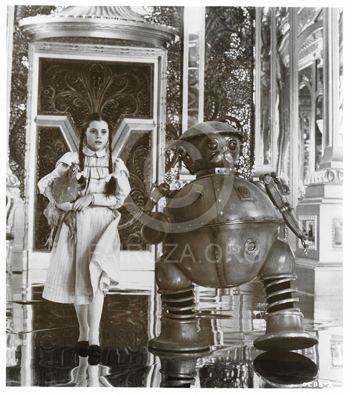 Return to Oz Press Kit 1