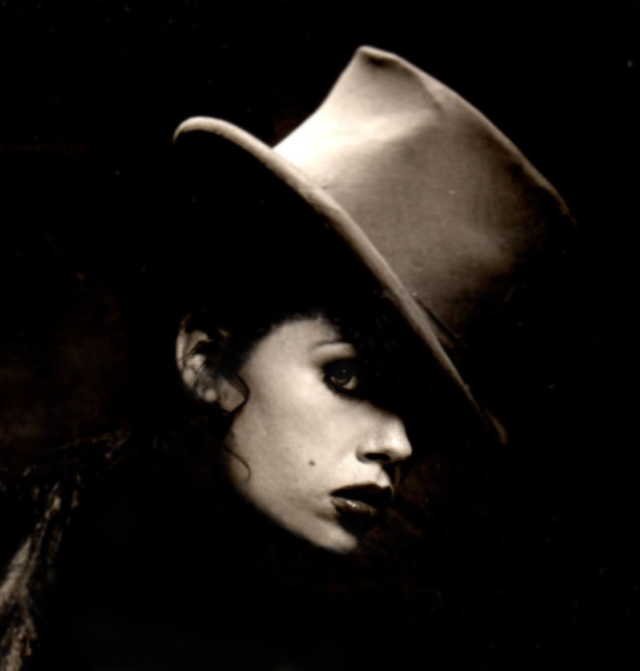 PERSONALLY SIGNED PHOTO COLLECTION/ TOP HAT