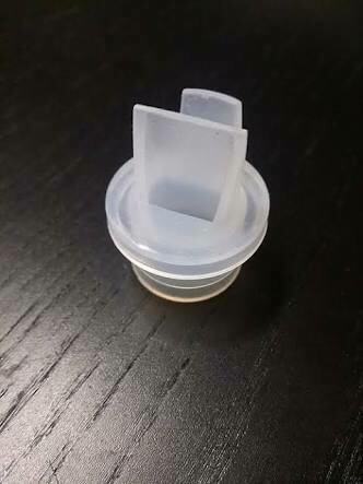 Universal duckbill valves, flanges, Spectra®, Medela®, Maymom® flanges/breast shields, Avent®, Pumpables®, Ameda® flanges/breast shields