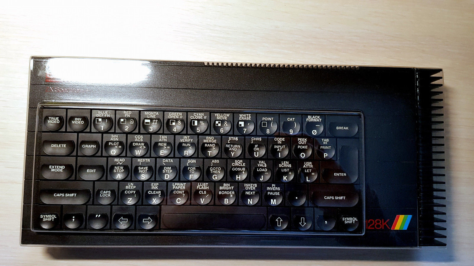 Спарк 128 купить. ZX Spectrum 128. ZX Spectrum 128 Keyboard. Компьютер ZX Spectrum 128k. Спектрум zx128.
