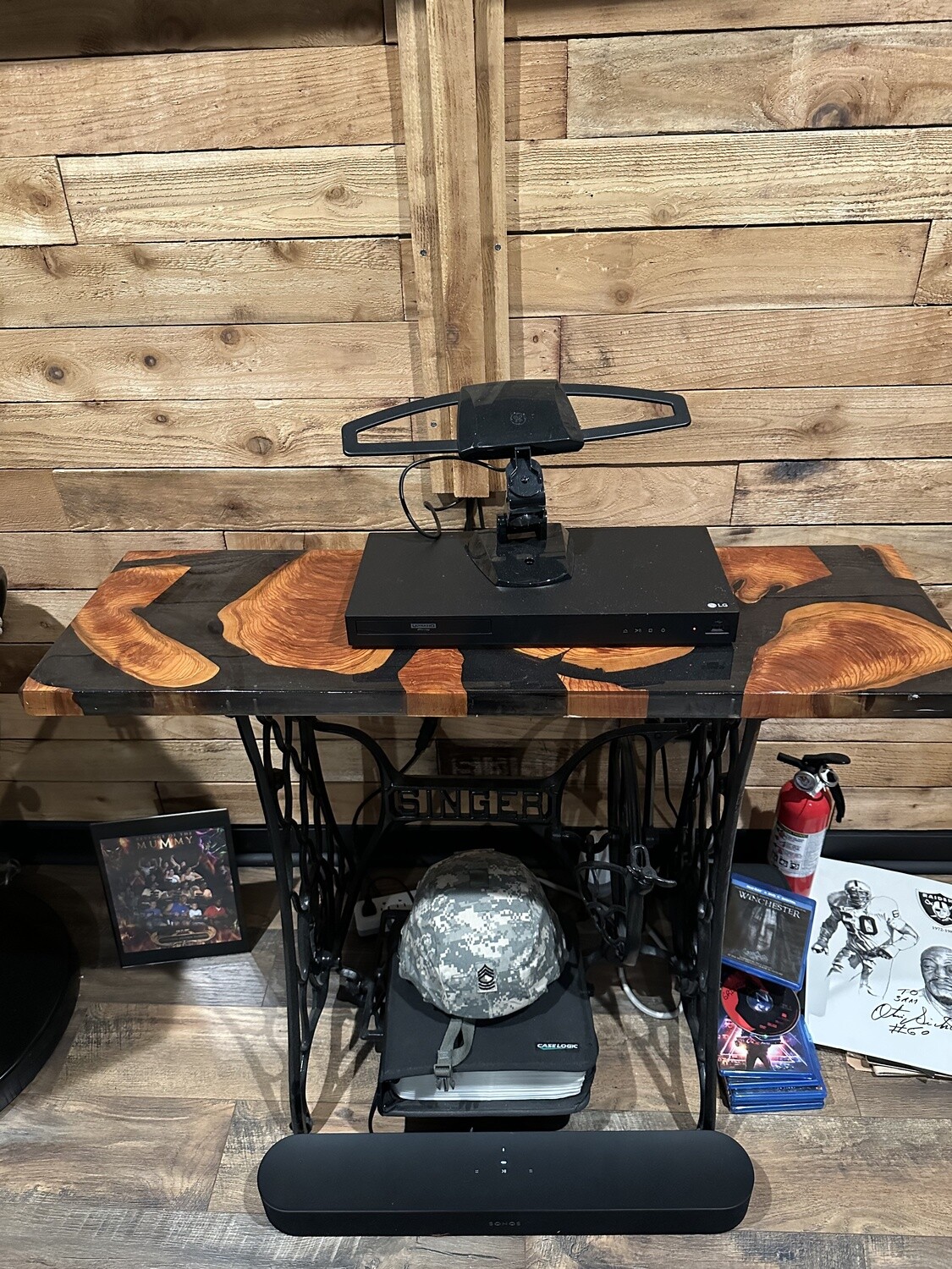 Accent Table