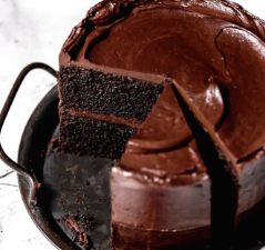 9&quot; Chocolate Liqueur Cake (serves upto 15)