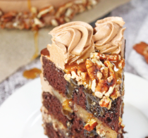 6&quot; Texas Turtle Whole Cake (serves upto 8)