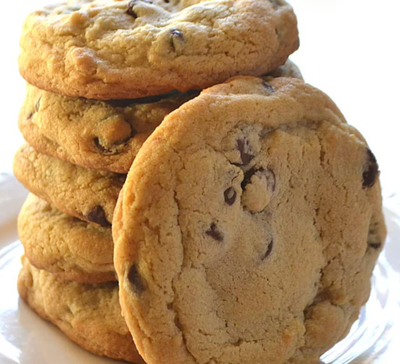 6 Extra Big Chocolate Chip Cookies