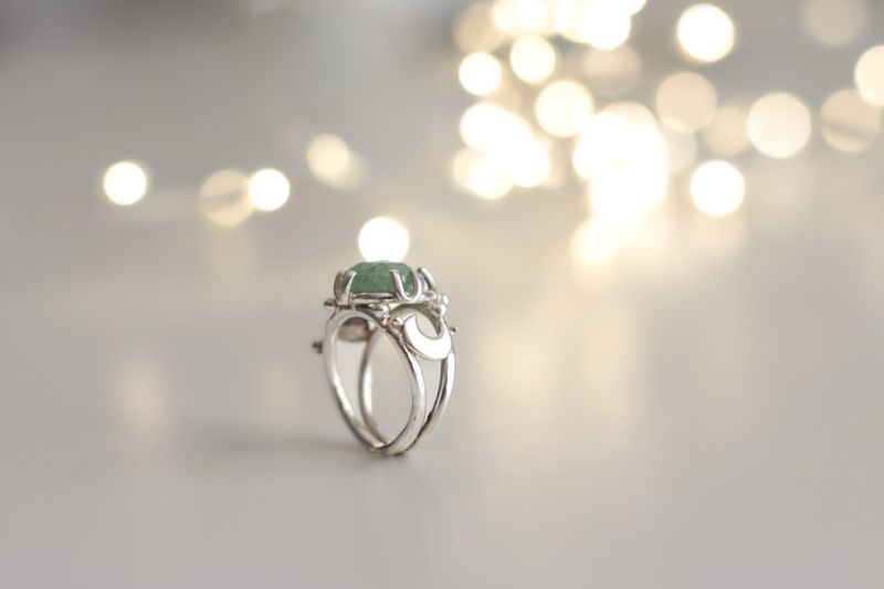 Anillo Adela