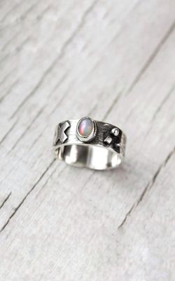 Anillo Pradera Ópalo