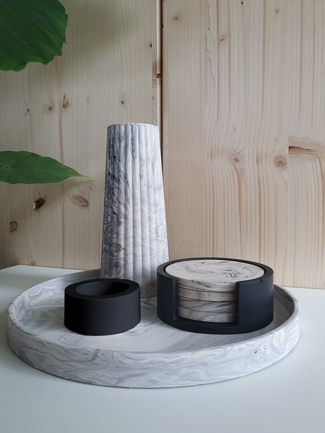 Set met groot bord en grote vaas (optie droogbloemen)