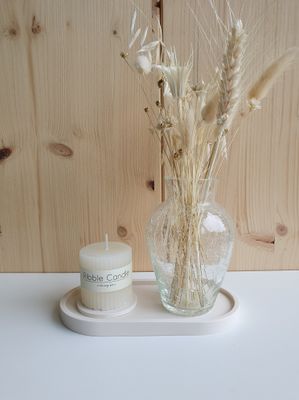 Set met bord, kaars en glazen cracklé vaasje