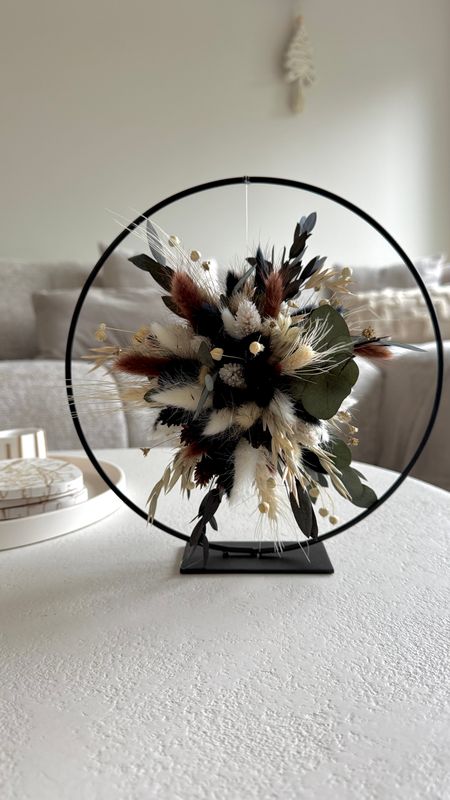 Bloemenwolk neutraal - cirkel diameter 25 cm