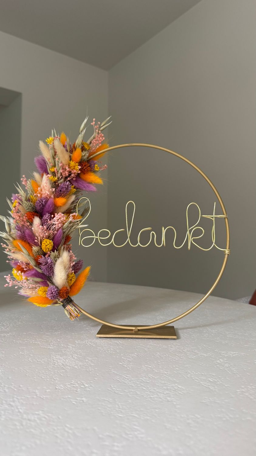 Flowerhoop op voet draadnaam