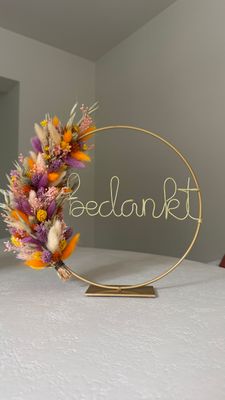 Flowerhoop op voet draadnaam