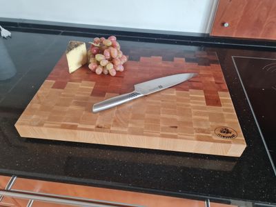 XXL Stirnholzschneidebrett, aus Nußbaum, Kirsche und Ahorn 40x50x4,5 cm