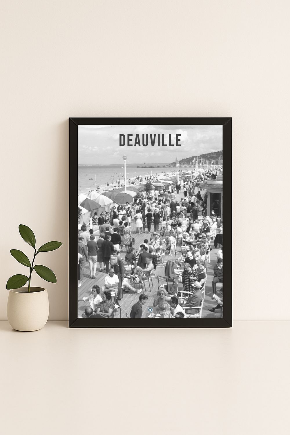 Affiche rétro noir et blanc Deauville : les planches, Normandie