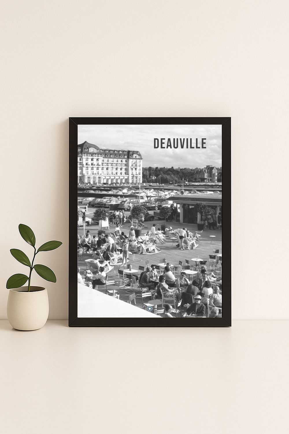 Affiche rétro noir et blanc Deauville : le royal barriere, Normandie