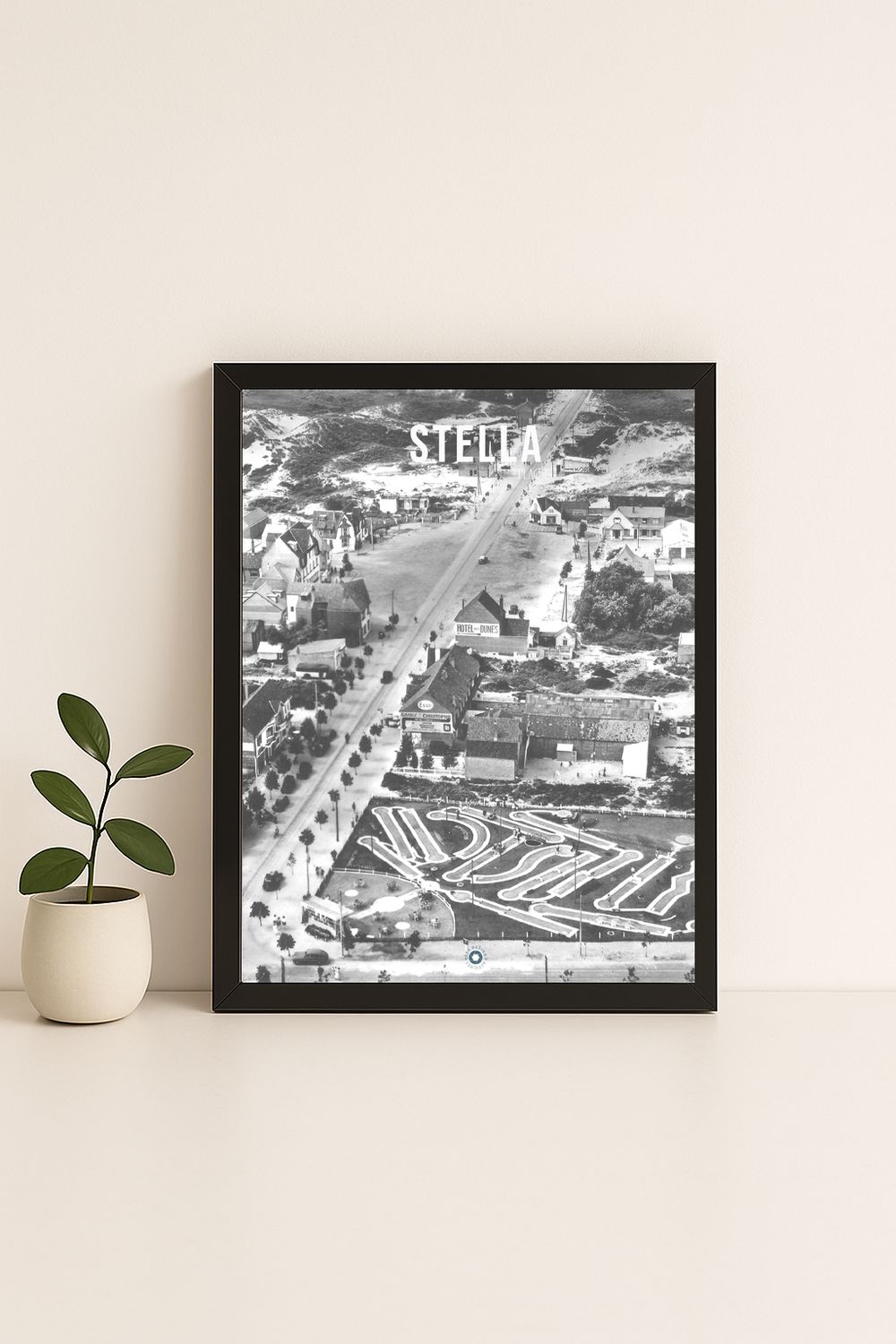 Affiche rétro noir et blanc Stella Plage : vue aerienne le mini golf, Hauts-de-France