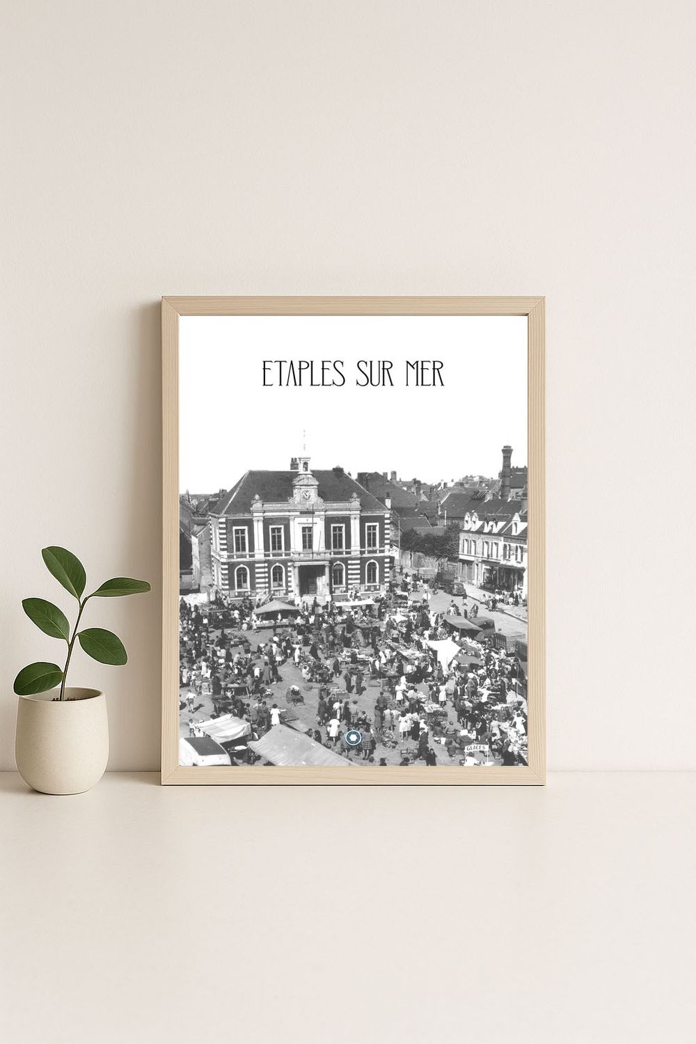 Affiche rétro noir et blanc Étaples-sur-Mer : ETAPLES SUR MER le marché 1949, Hauts-de-France
