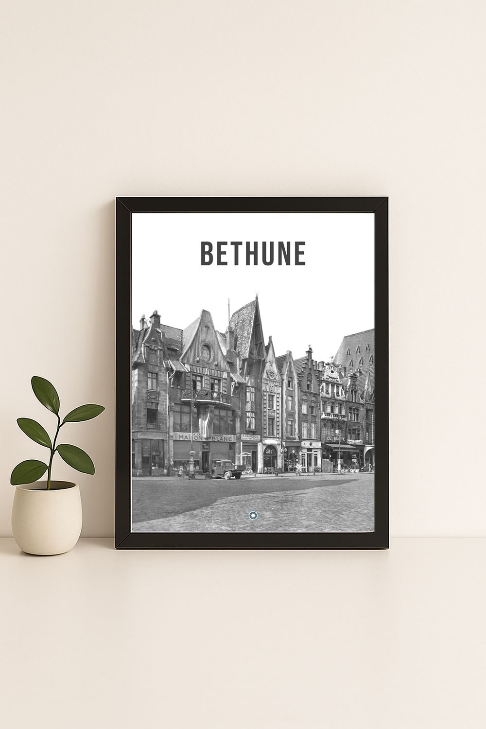 Affiche rétro noir et blanc Bethune : BéTHUNE ·  la place, Hauts-de-France