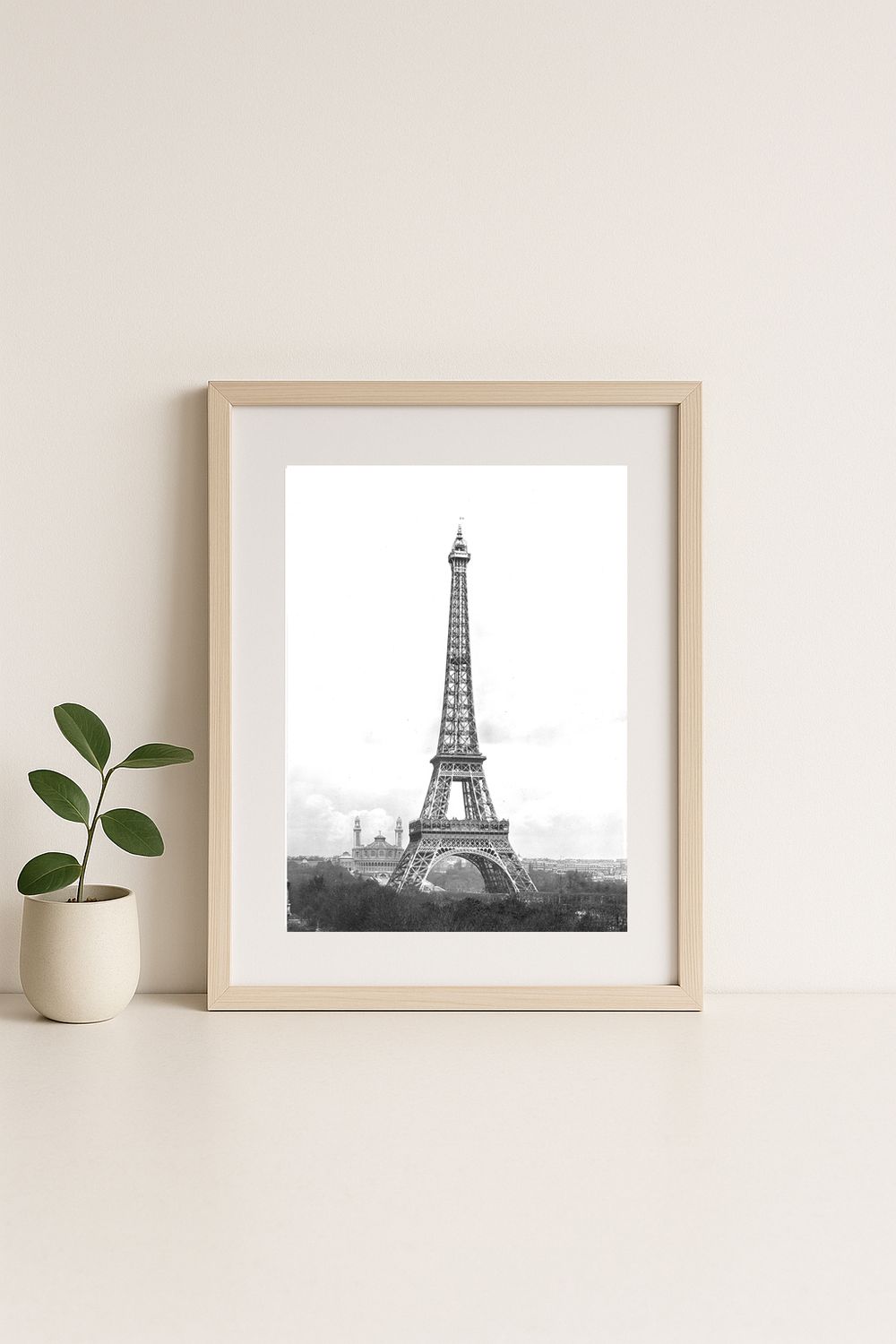 Affiche rétro noir et blanc Paris : La Tour Eiffel, Île-de-France