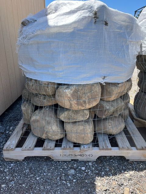 Pond Rock MED - price per pallet-  (PICK UP ONLY)